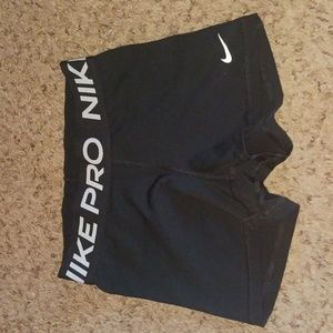 Black Nike Pro Volleyball Shorts Size Small (S)
